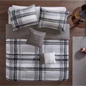 Intelligent Design 4pc Twin Plaid Bedding Set